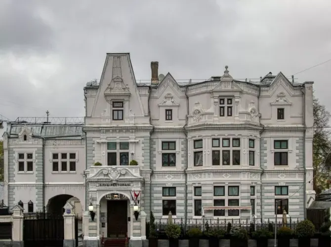 Как устроен особняк на Поварской. Экскурсия в Центральный Дом Литераторов